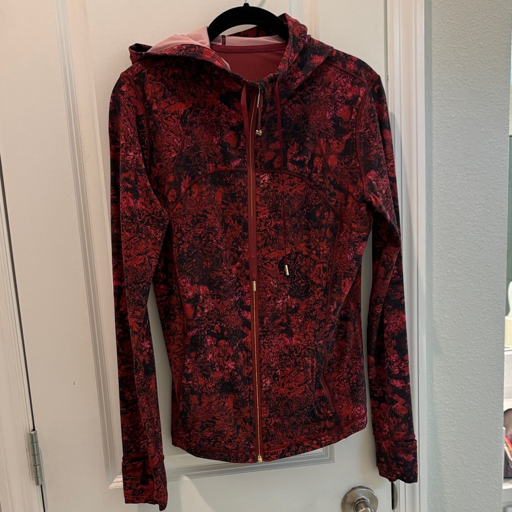 Lululemon Athletica Red and Black align hooded Jacket with Nulu fabric